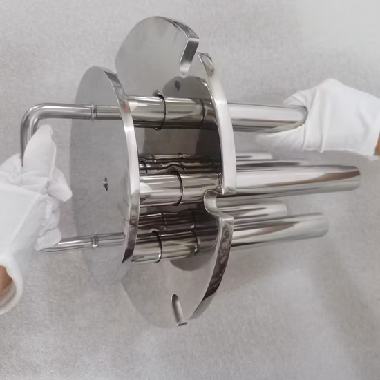 Insulation Type Magnetic Separators for Liquid Flow System